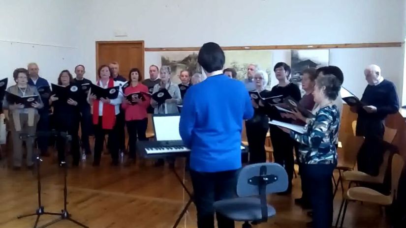 coro Ferreros en Romandela